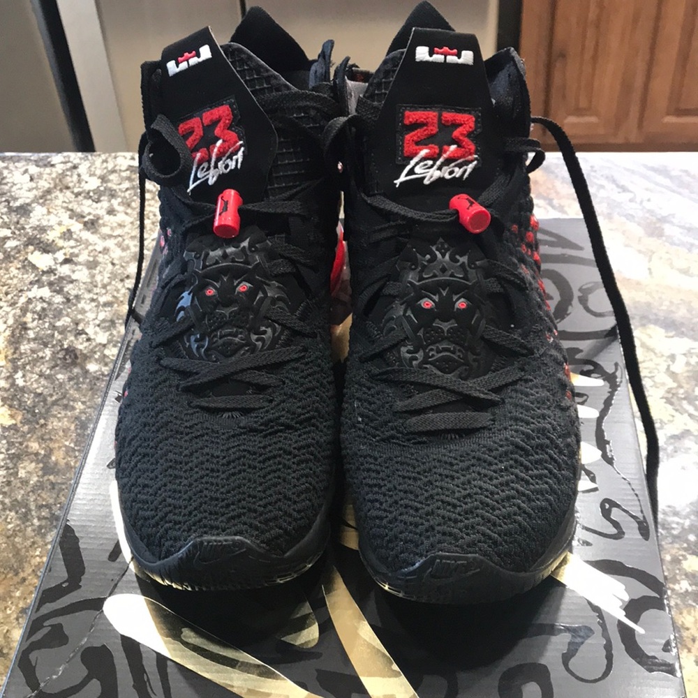 Lebron XVII